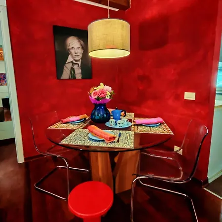 Art & Design Apartment *